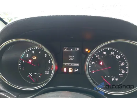 2013 Jeep Grand Cherokee Laredo z USA, uszkodzony, nr VIN 1C4RJFAG8DC558024